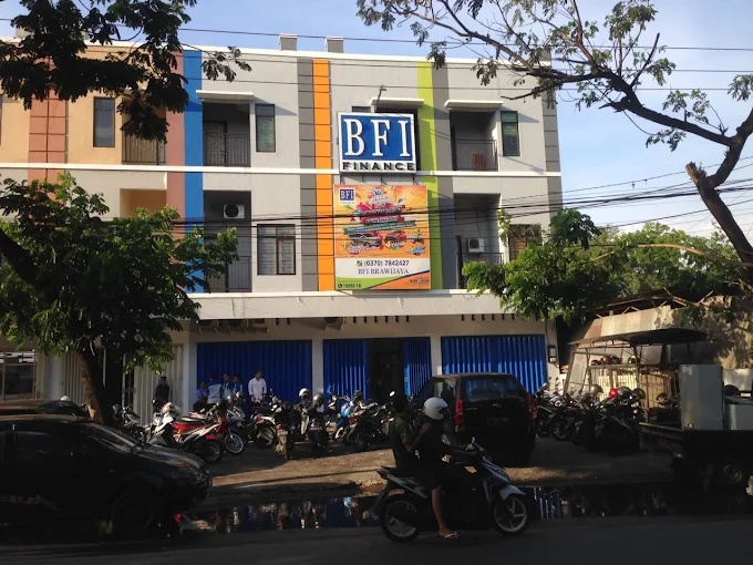 BFI Finance Mataram